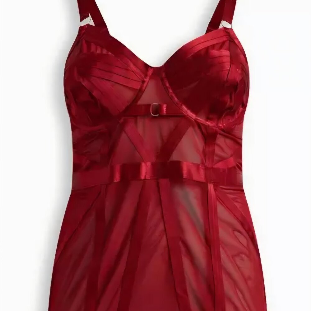 Size 0 - Torrid Red Chemise Lingere